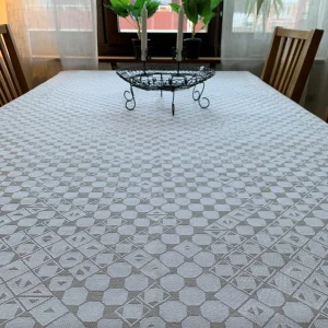 Bordsduk med Det gamla Nåjdmönstret  3,5 m